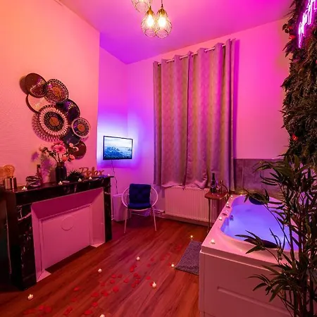 Amazonia ~ Balneo ~ Arrivee Autonome * Rouen