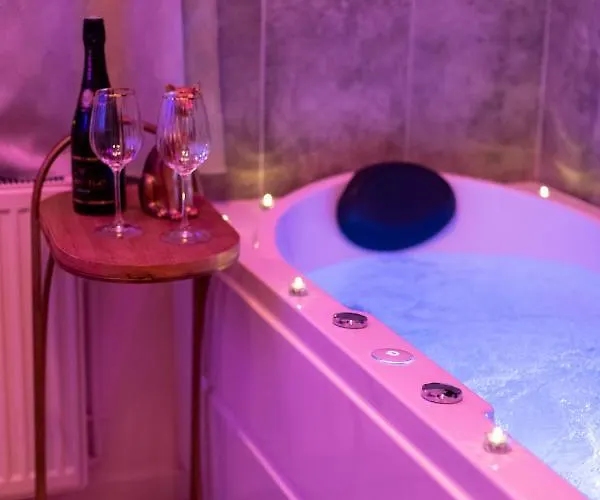 Amazonia ~ Balnéo ~ Arrivée Autonome Appartement Rouen